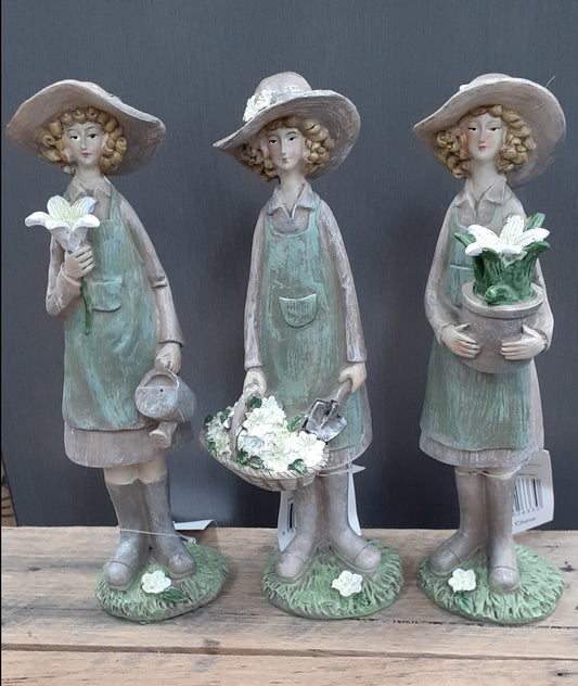 Lady Gardener Set 3 Resin