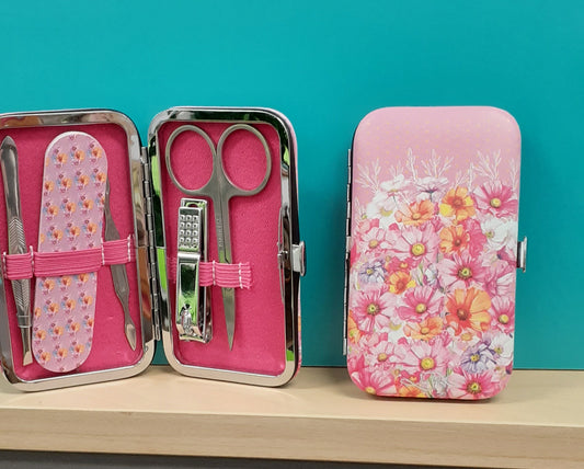 Manicure Set Wistful Wildflowers