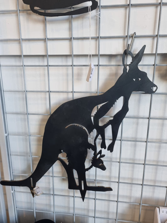 Kangaroo Metal Art Regular