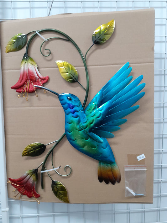 Sweet Hummingbird Wall Art