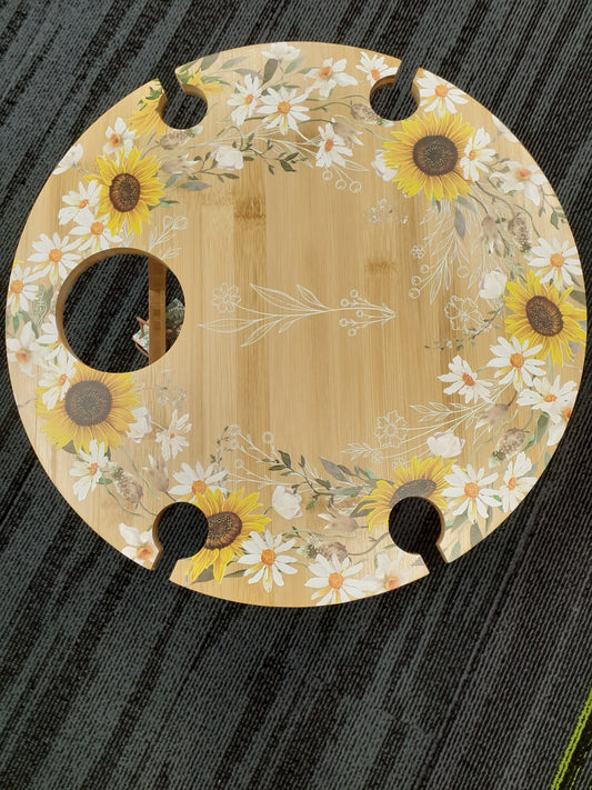 Lisa Pollock Picnic Table Small Round Daisy Chain