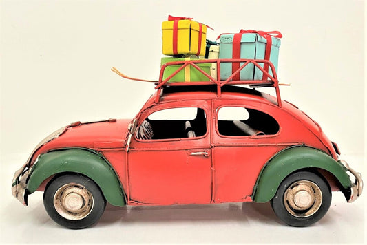 Xmas Red & Green VW Beetle Lg